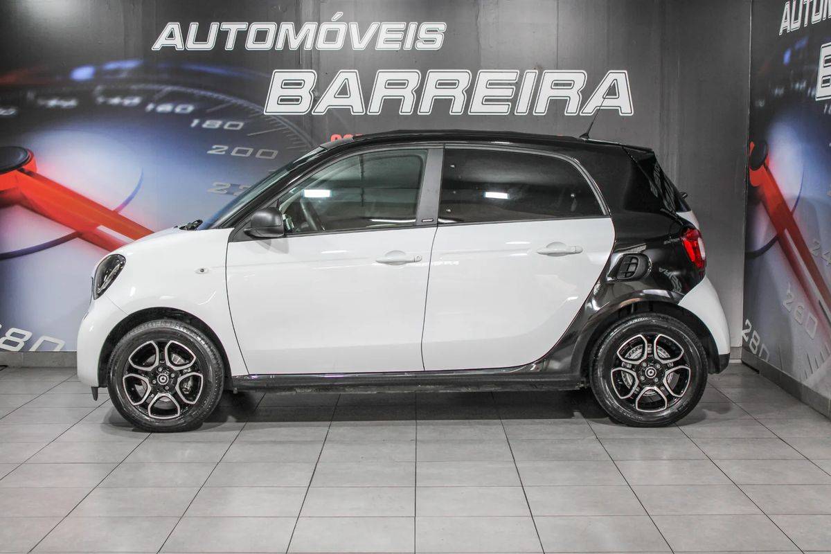 smart-forfour-2018-gasolina-898cc