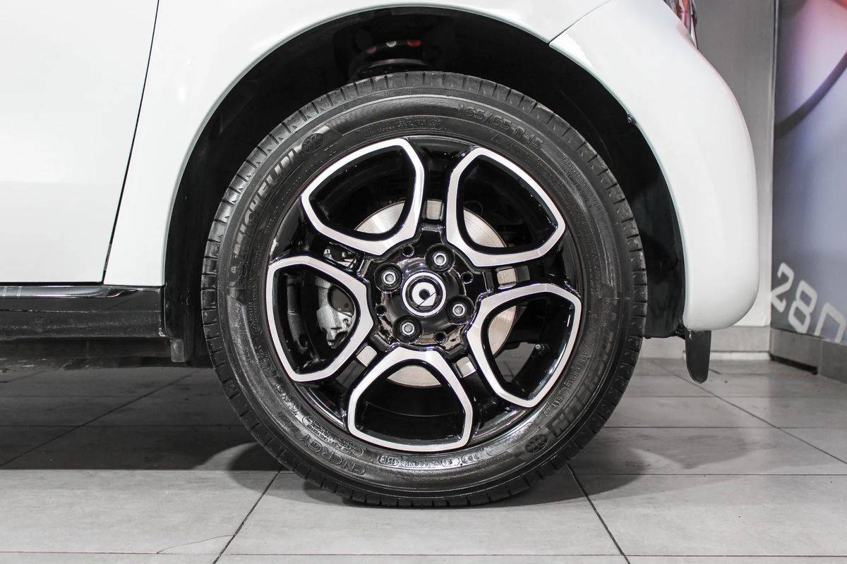 smart-forfour-2018-gasolina-898cc