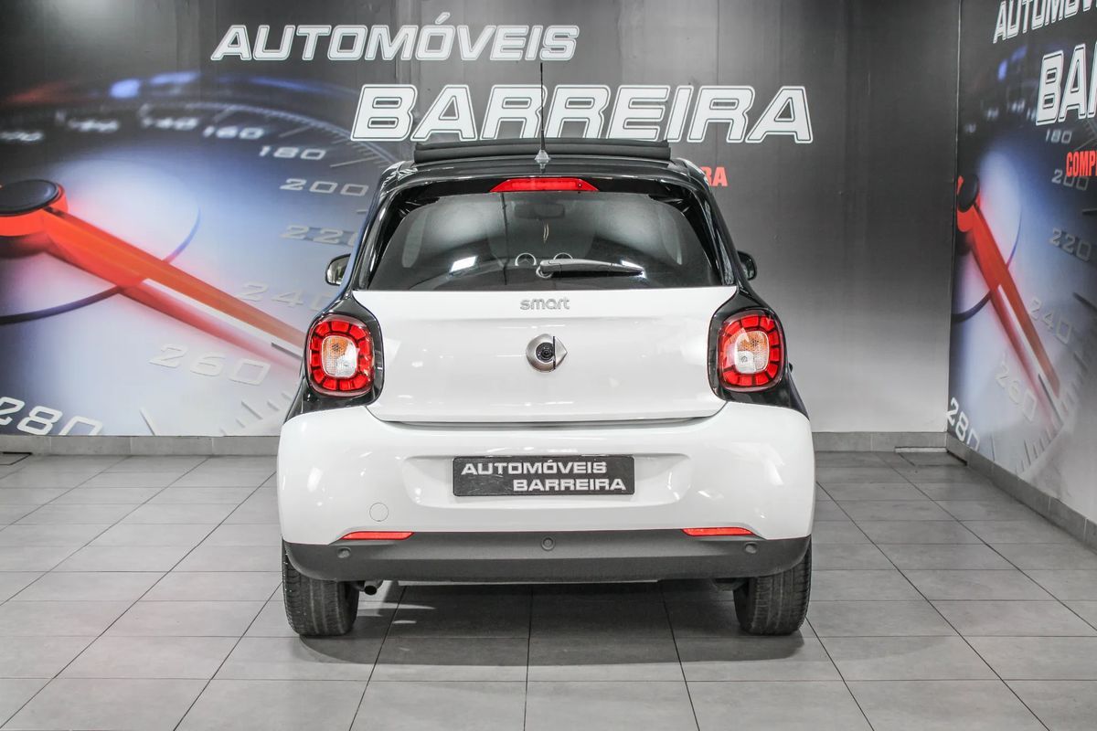 smart-forfour-2018-gasolina-898cc