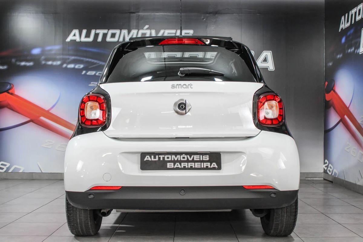 smart-forfour-2018-gasolina-898cc