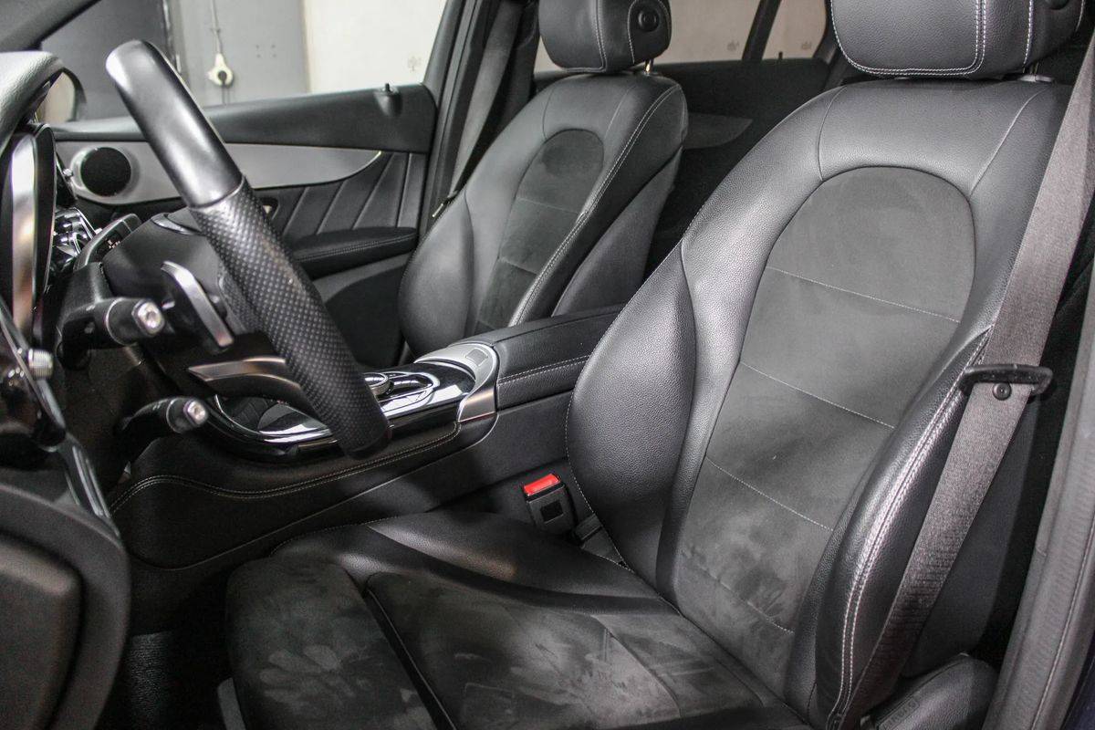 mercedes-benz-glc-2019-diesel-2143cc