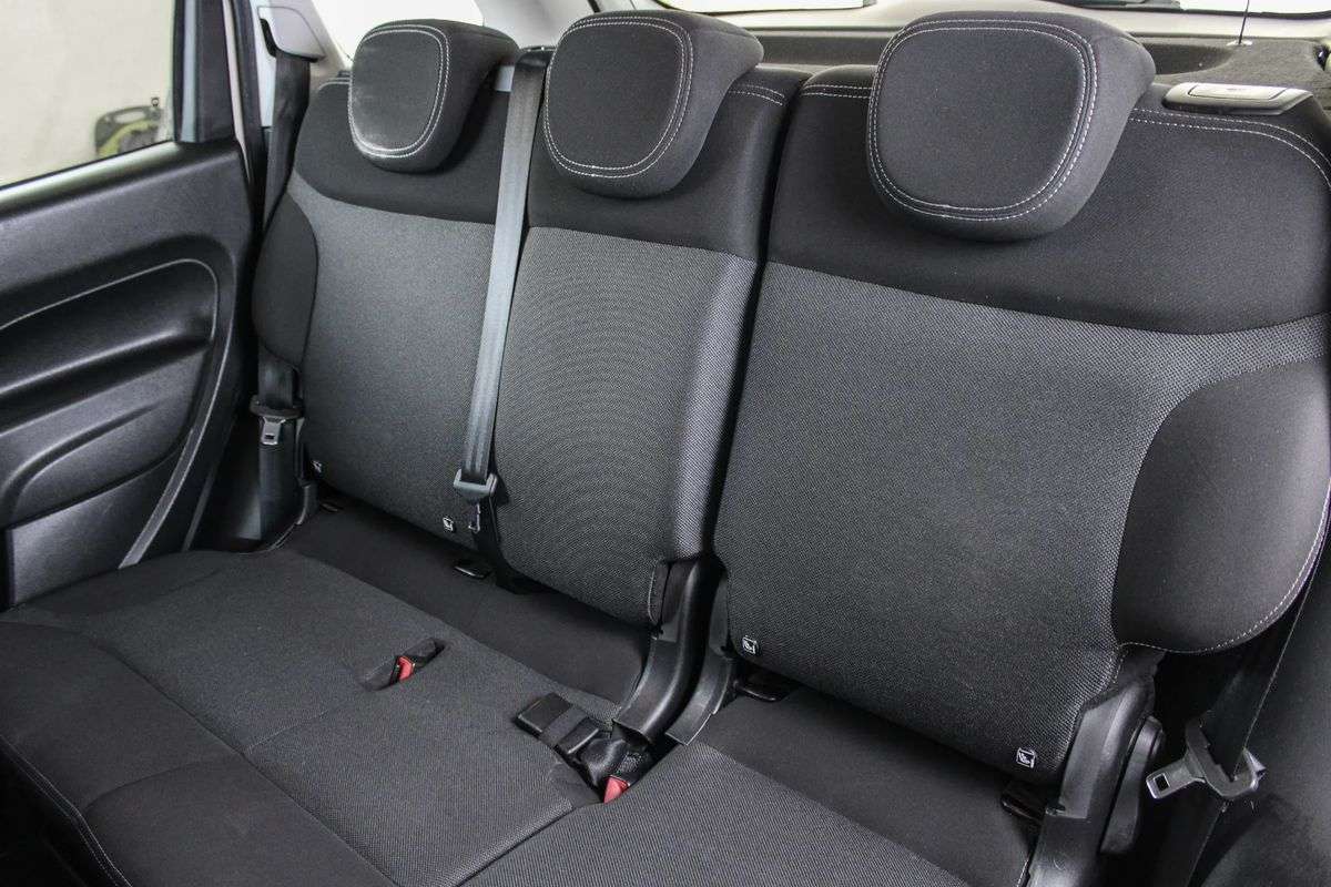 fiat-500l-2019-diesel-1248cc