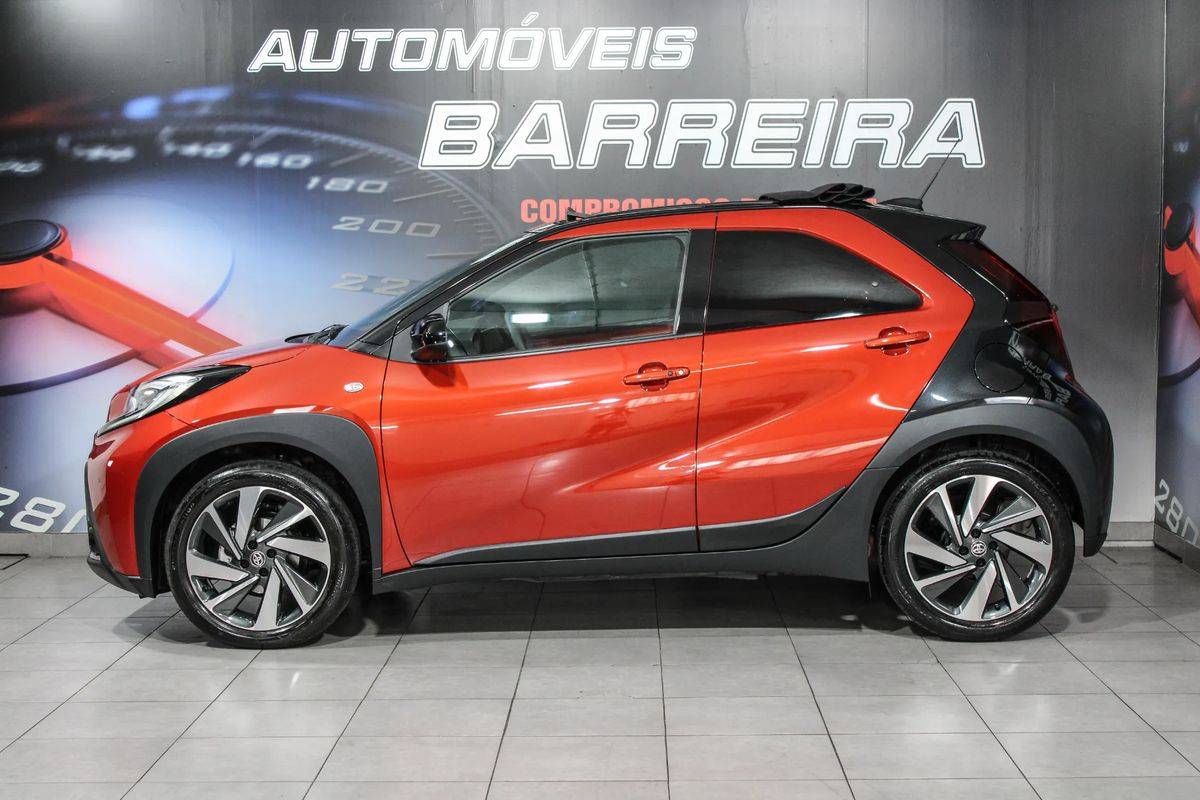 toyota-aygo-2025-gasolina-998cc