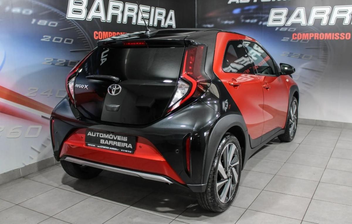 toyota-aygo-2025-gasolina-998cc