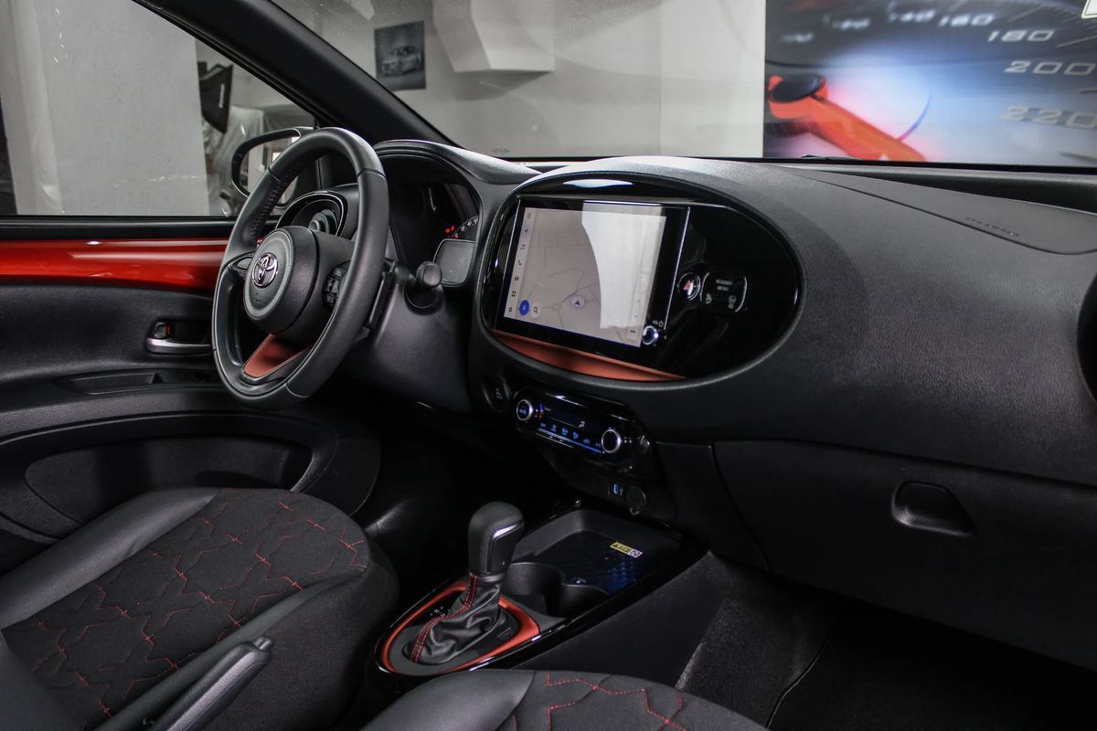 toyota-aygo-2025-gasolina-998cc