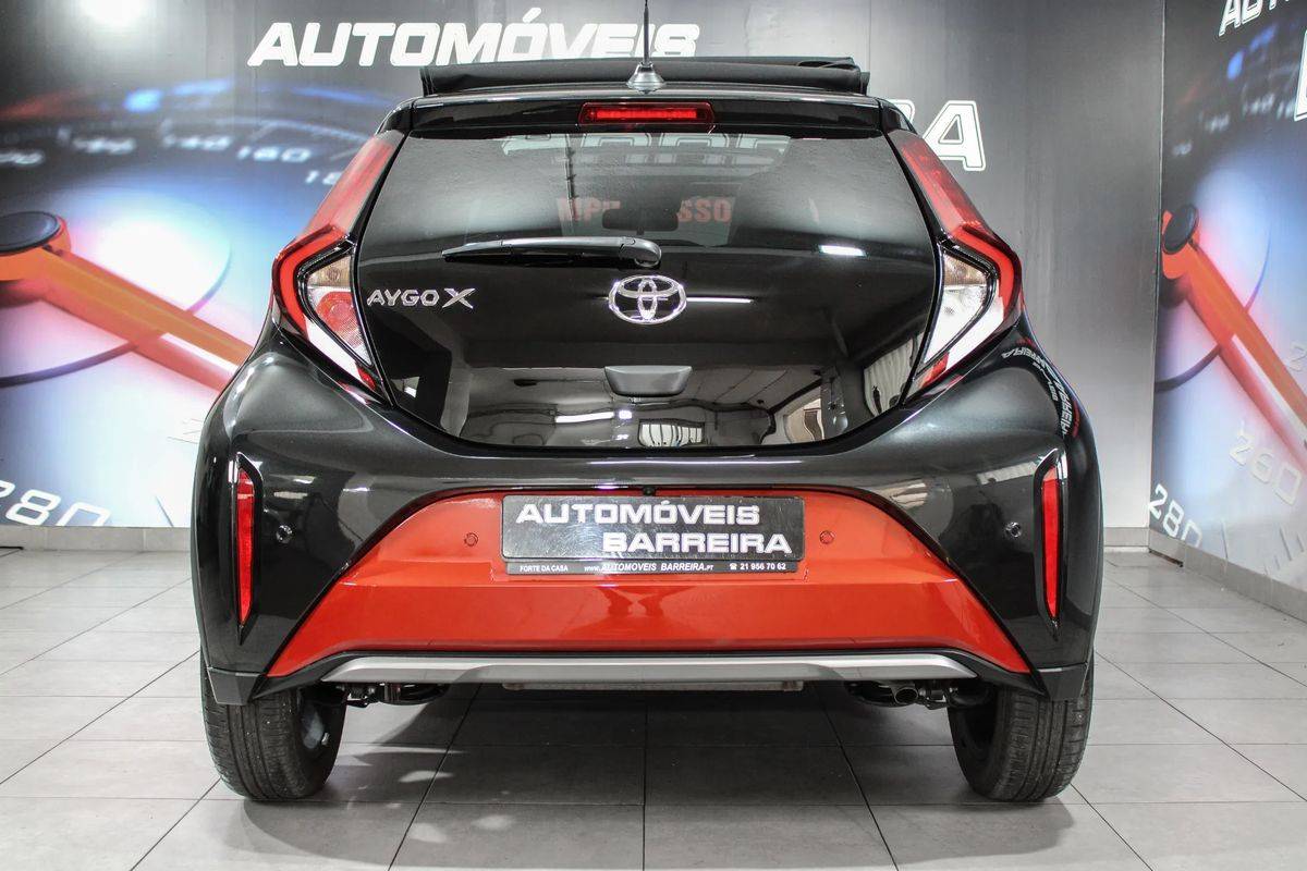 toyota-aygo-2025-gasolina-998cc