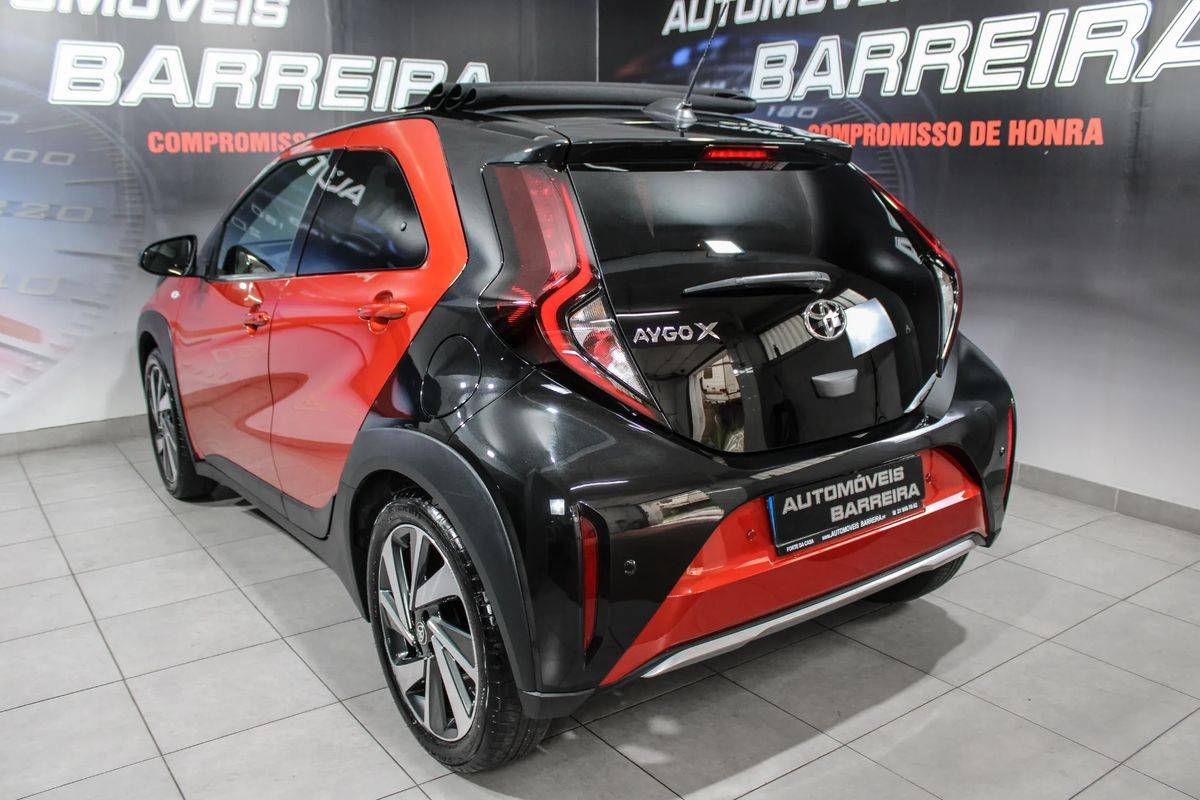 toyota-aygo-2025-gasolina-998cc