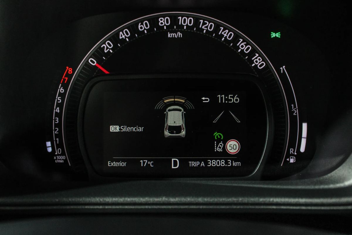 toyota-aygo-2025-gasolina-998cc