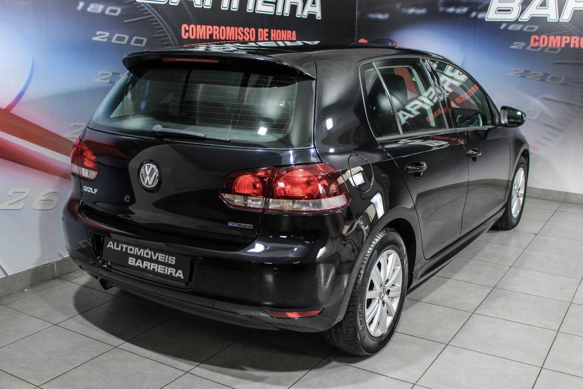 volkswagen-golf-2011-diesel-1598cc
