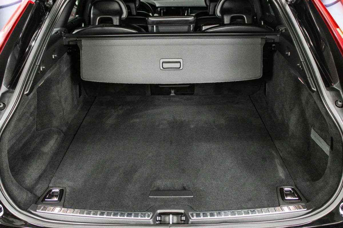 volvo-v90-2018-diesel-1969cc
