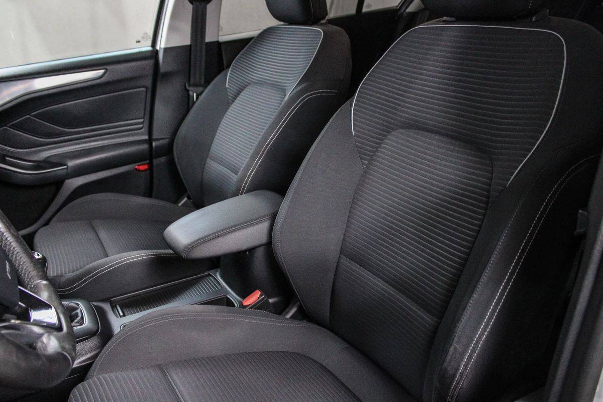 ford-focus-2018-diesel-1499cc