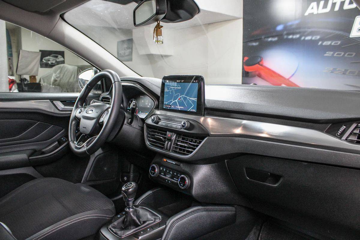 ford-focus-2018-diesel-1499cc