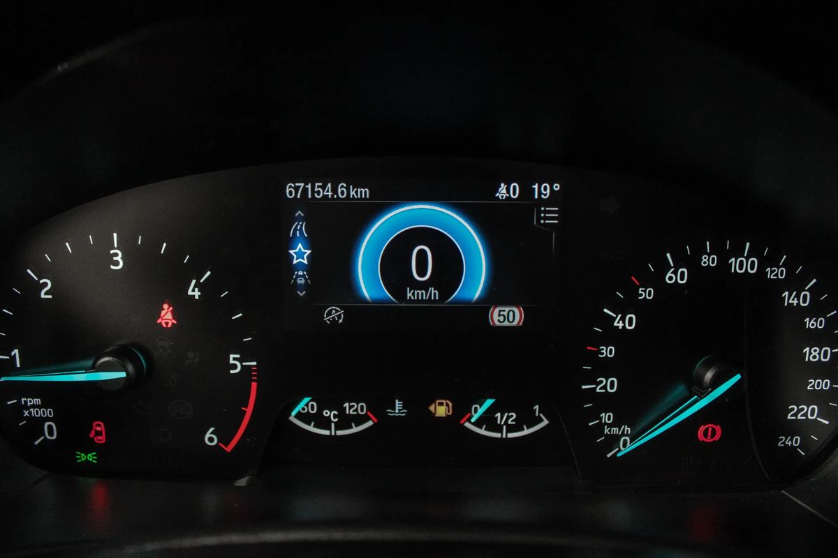 ford-focus-2018-diesel-1499cc