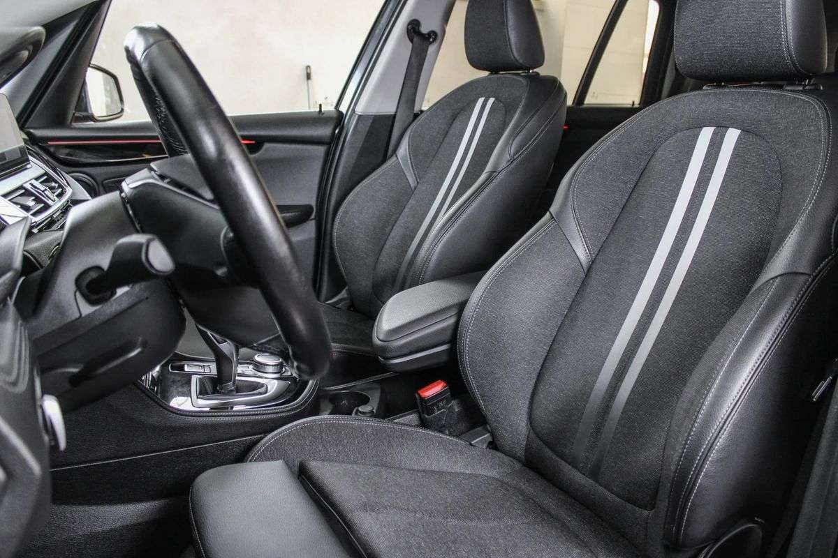 bmw-serie-2-2021-diesel-1496cc