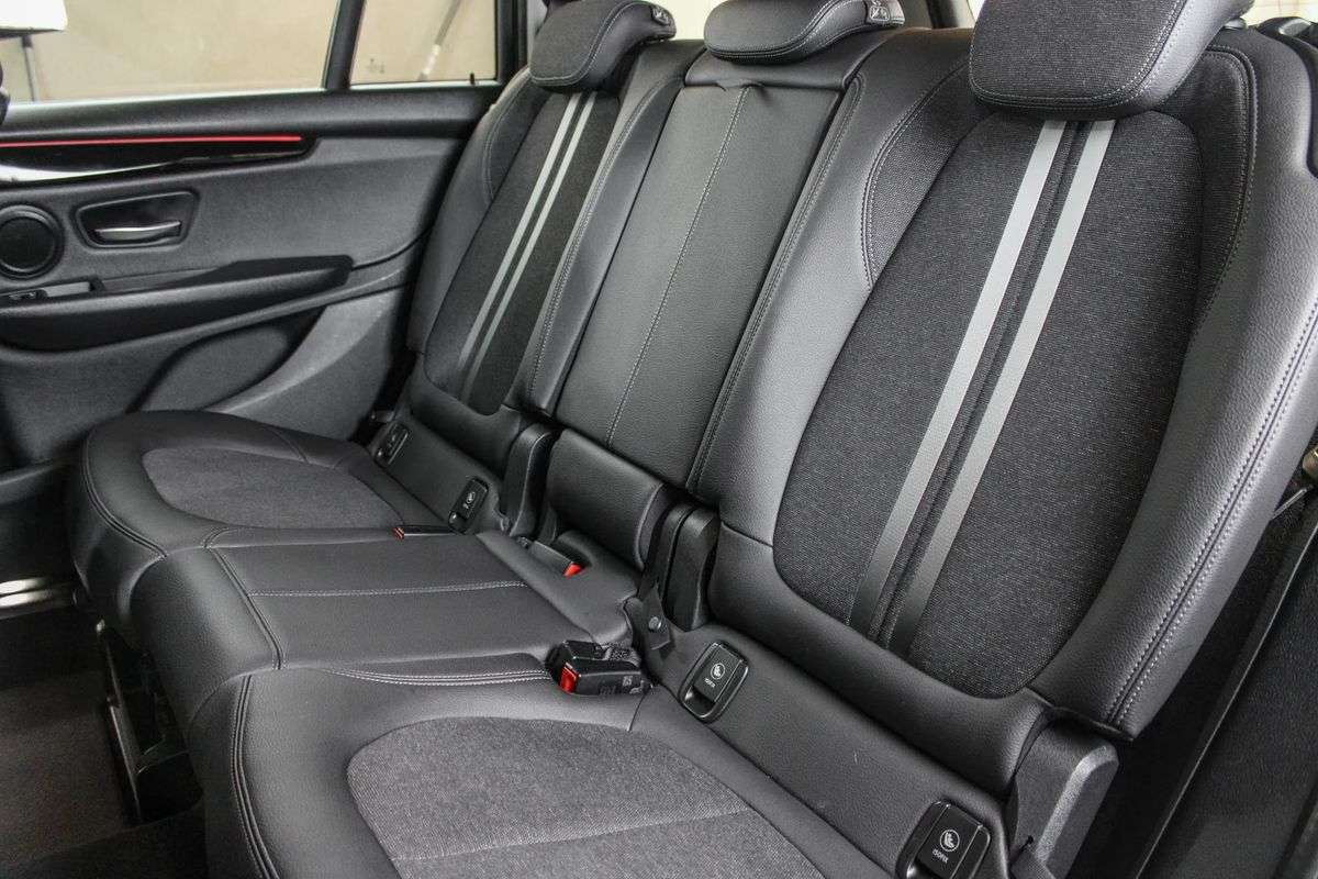 bmw-serie-2-2021-diesel-1496cc