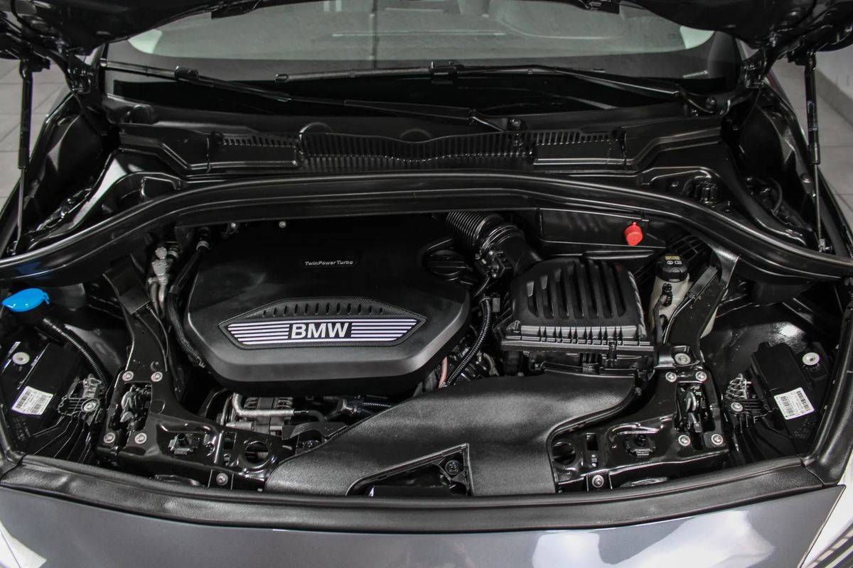 bmw-serie-2-2021-diesel-1496cc