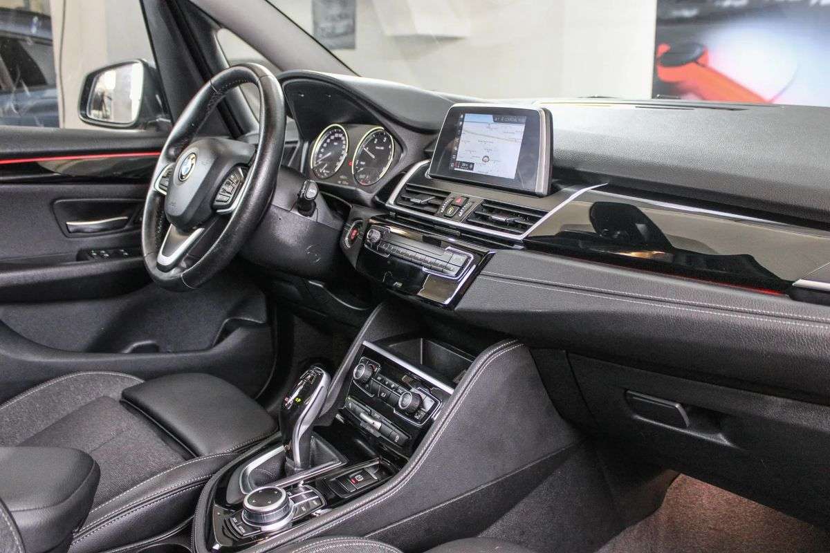 bmw-serie-2-2021-diesel-1496cc