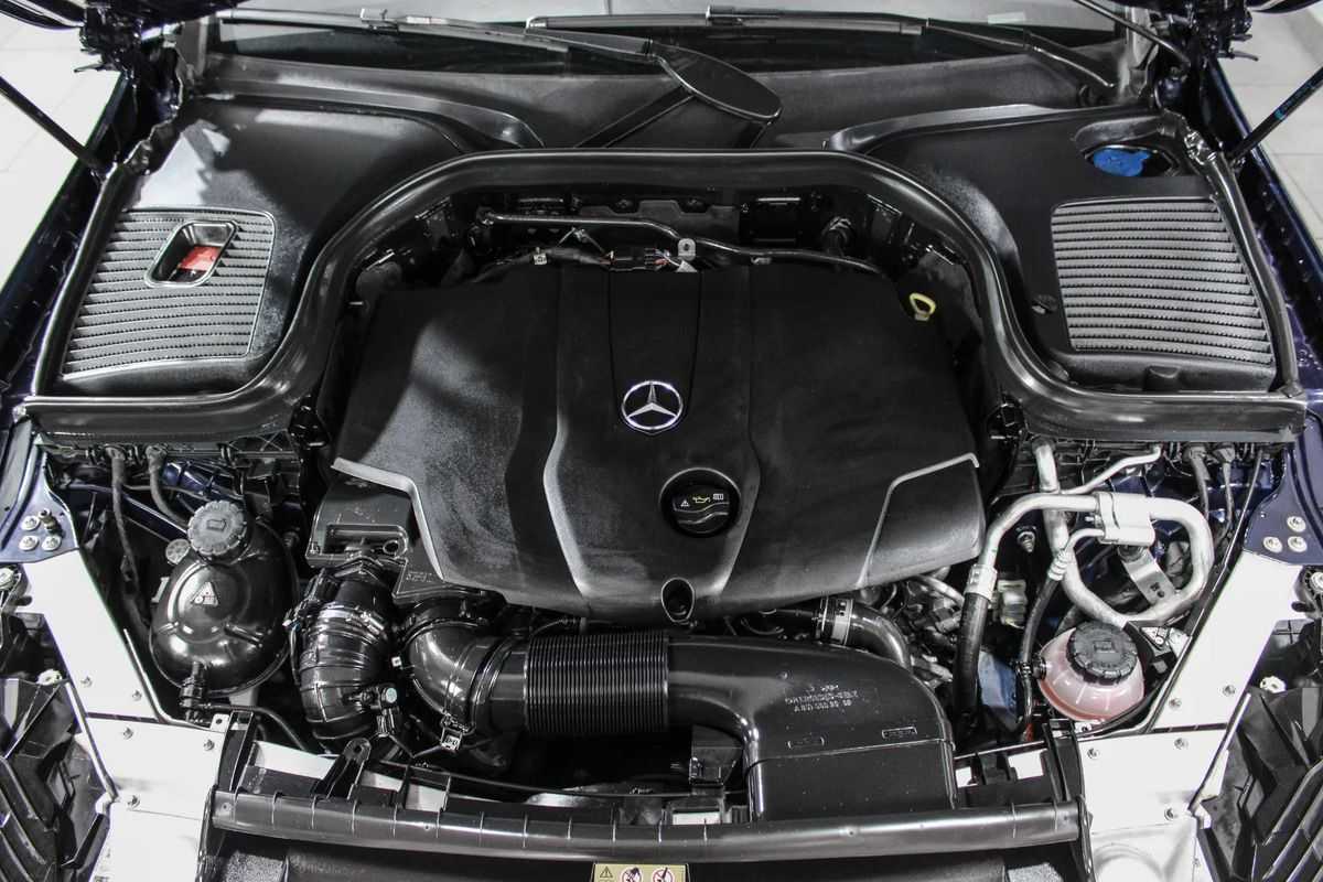 mercedes-benz-glc-2019-diesel-2143cc