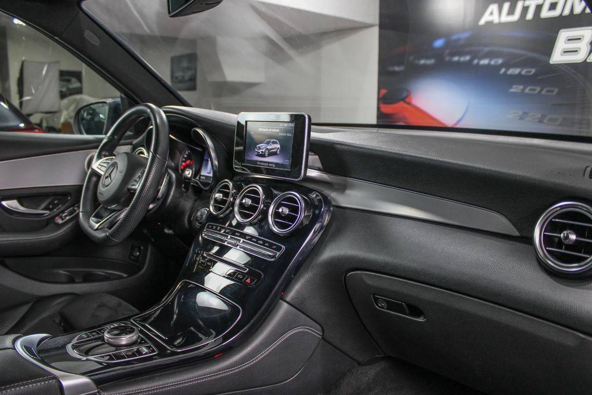mercedes-benz-glc-2019-diesel-2143cc