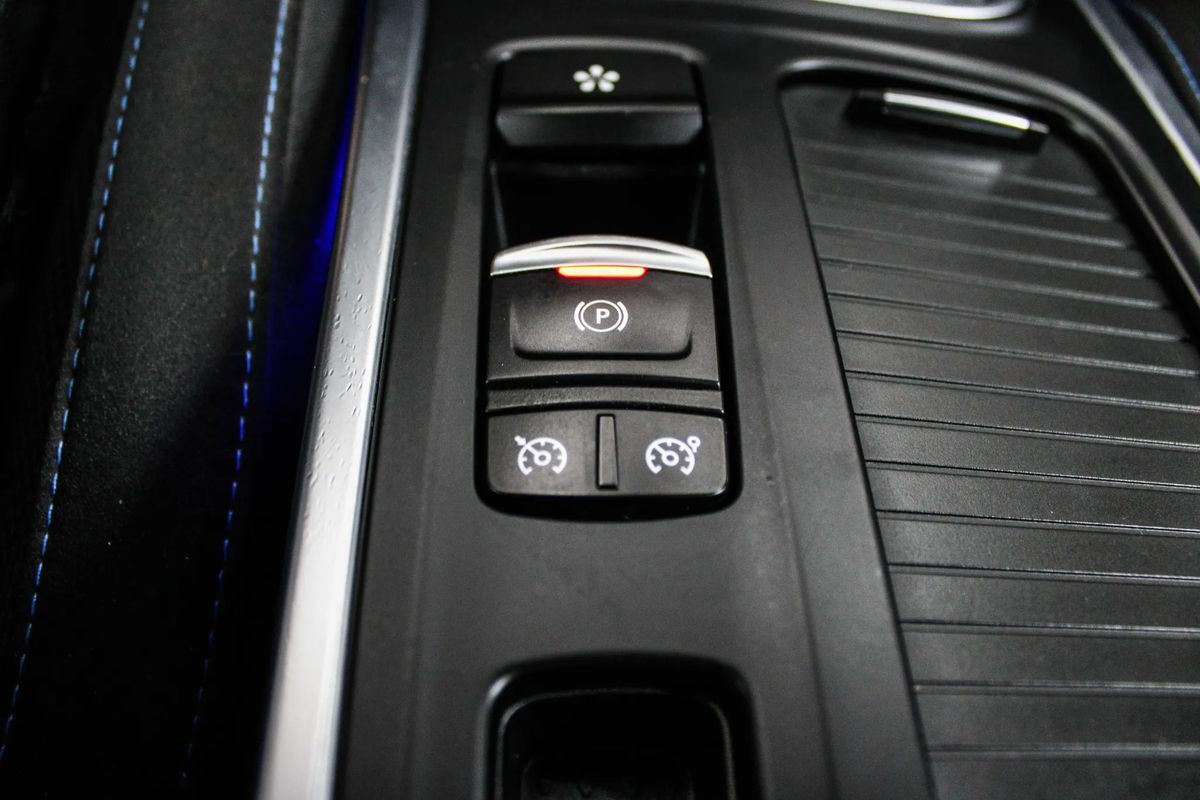 renault-megane-sport-tourer-2019-diesel-1461cc