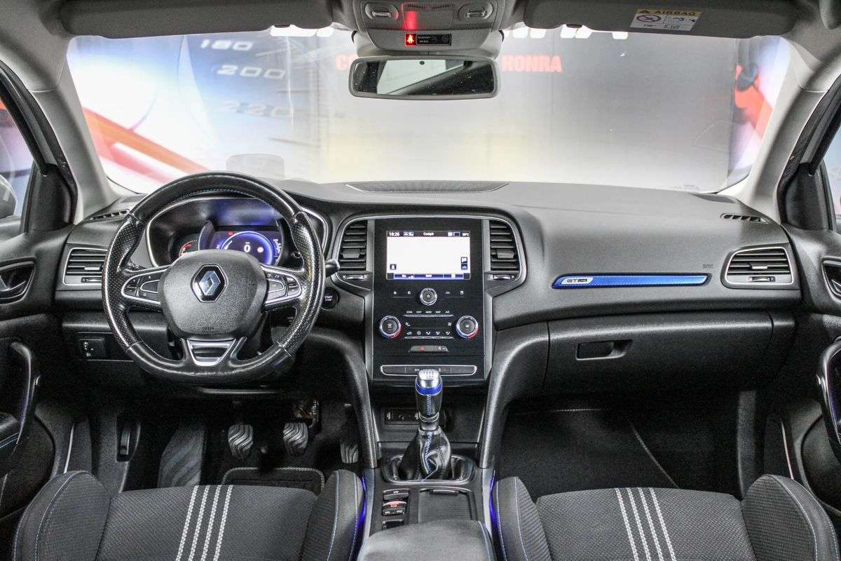 renault-megane-sport-tourer-2019-diesel-1461cc
