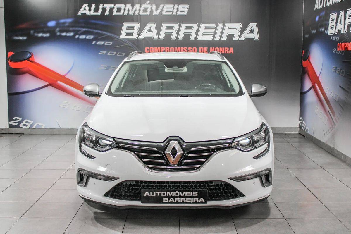 renault-megane-sport-tourer-2019-diesel-1461cc