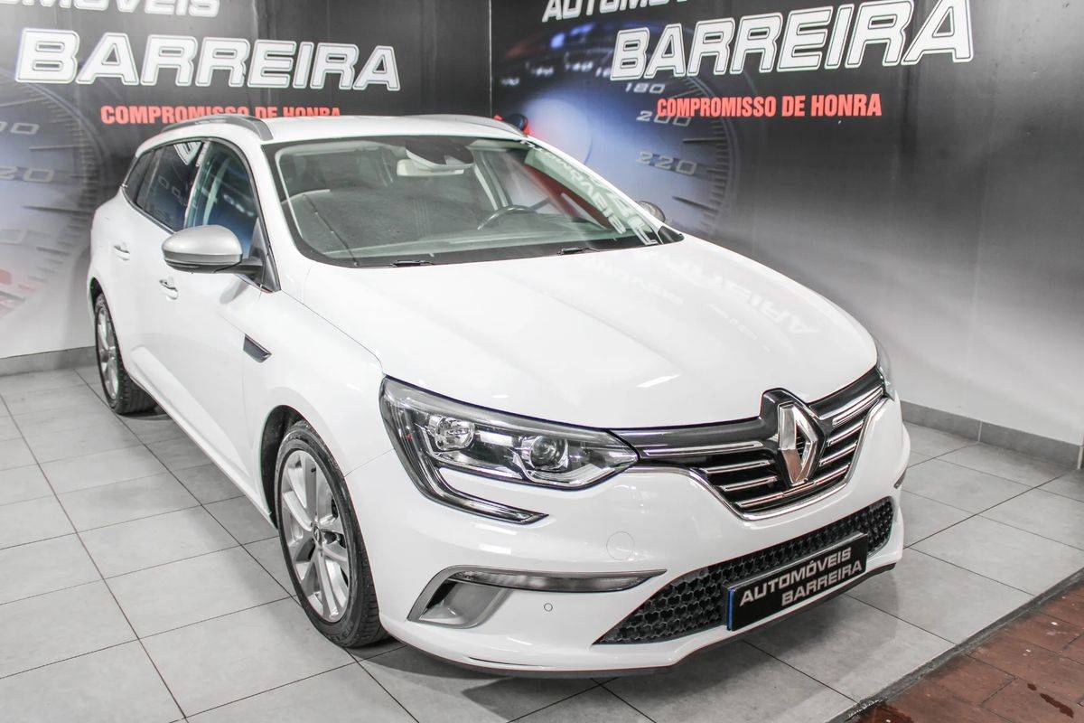 renault-megane-sport-tourer-2019-diesel-1461cc