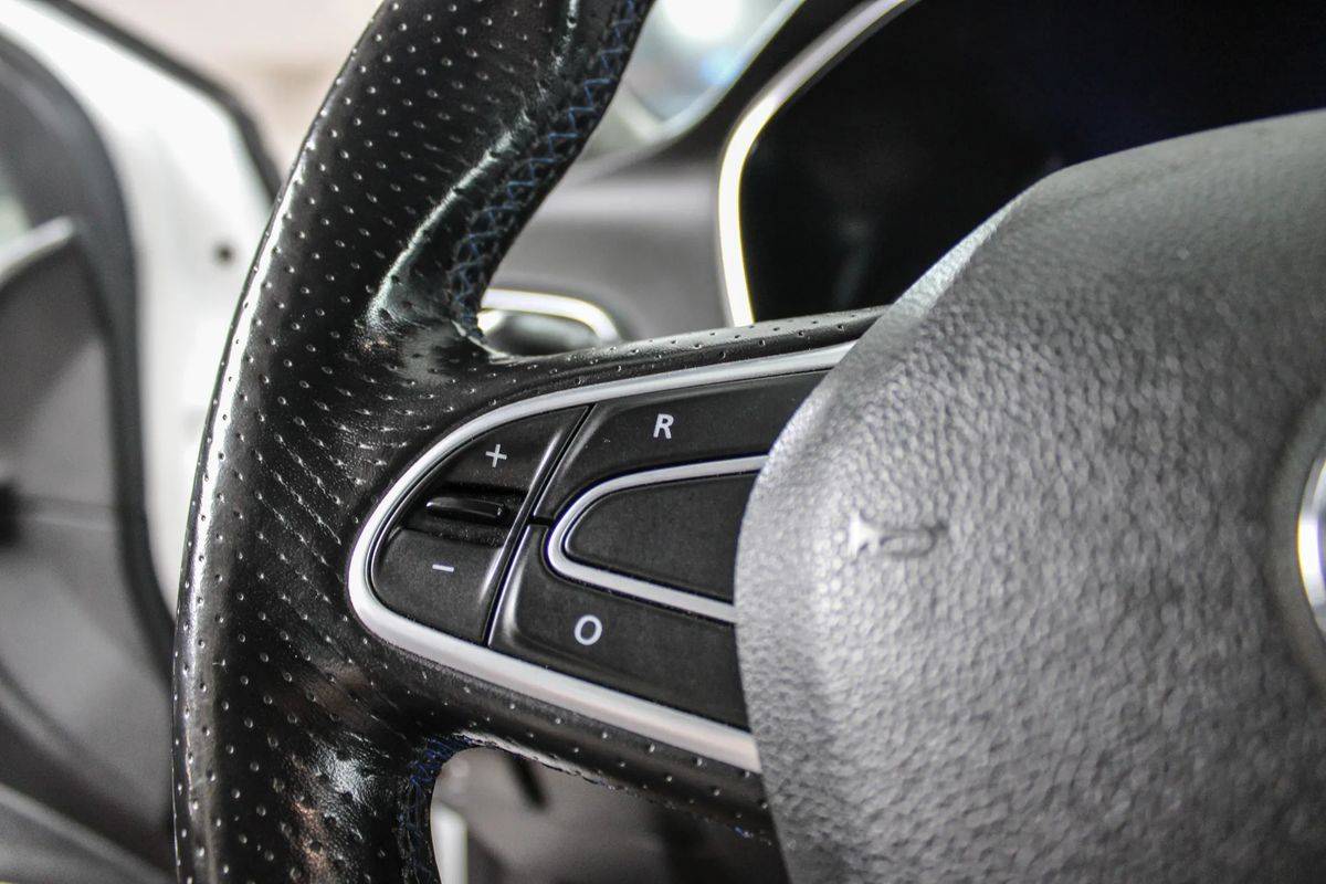 renault-megane-sport-tourer-2019-diesel-1461cc
