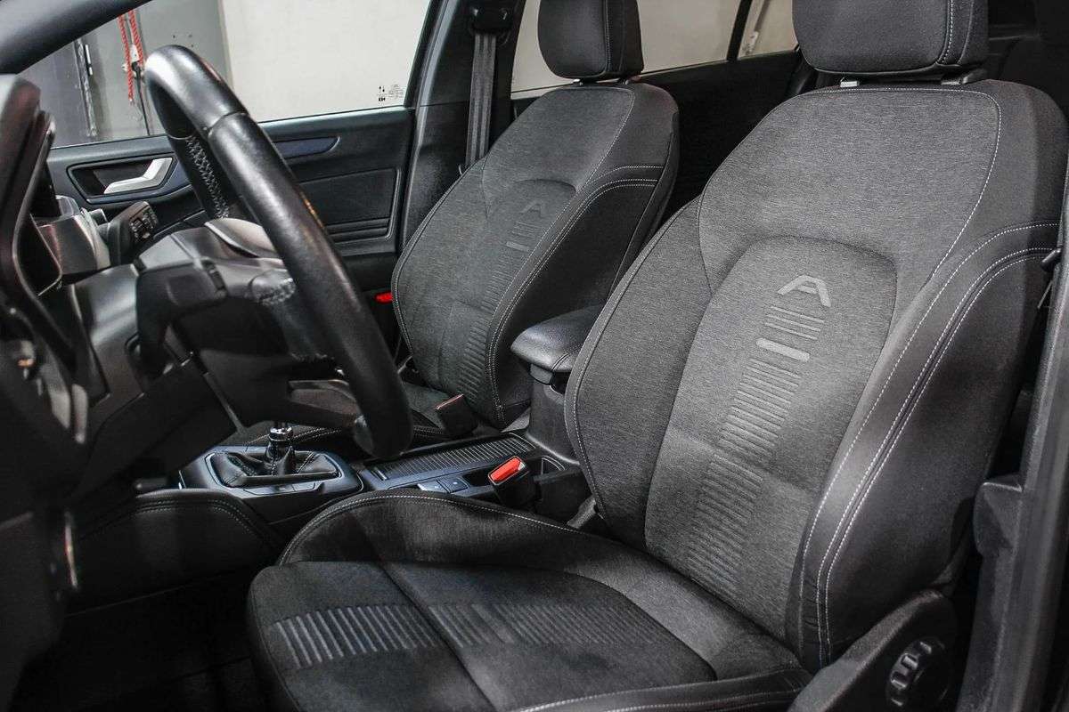ford-focus-sw-2020-diesel-1499cc