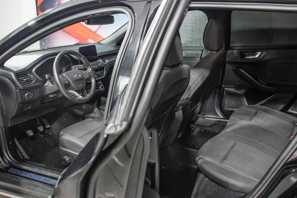 ford-focus-sw-2020-diesel-1499cc