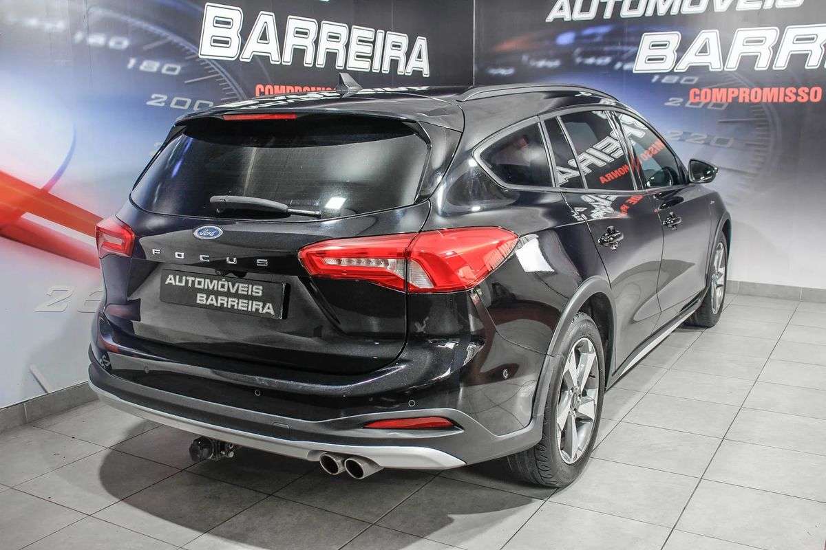 ford-focus-sw-2020-diesel-1499cc