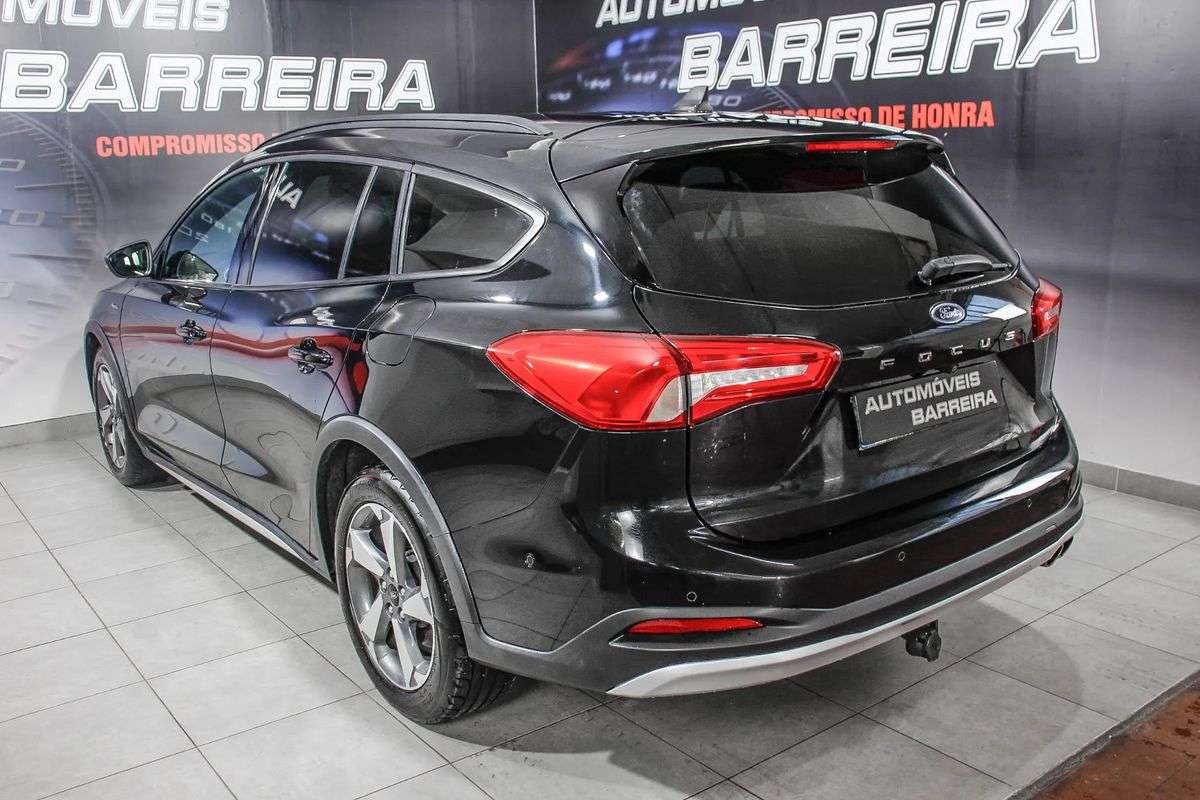 ford-focus-sw-2020-diesel-1499cc