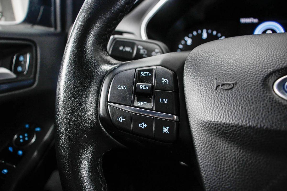 ford-focus-sw-2020-diesel-1499cc