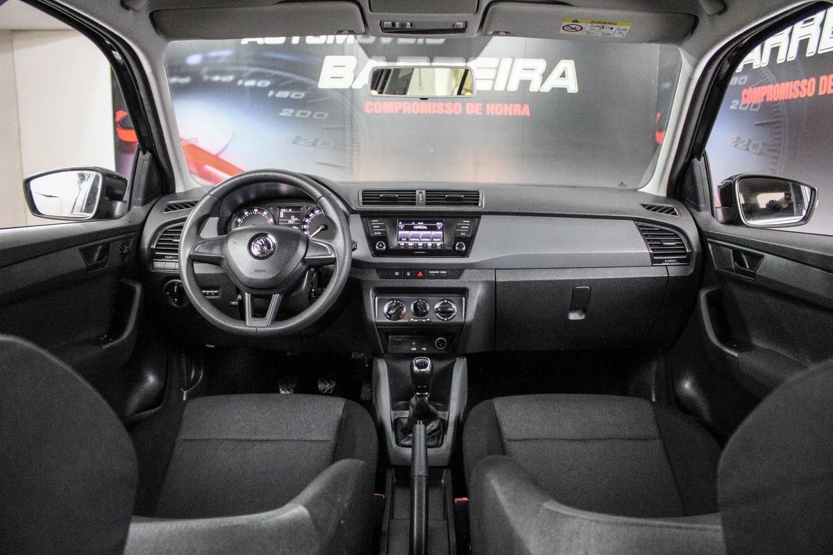 skoda-fabia-break-2016-gasolina-1197cc