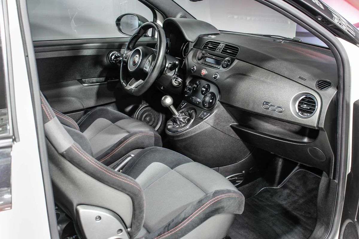 abarth-595-2016-gasolina-1368cc