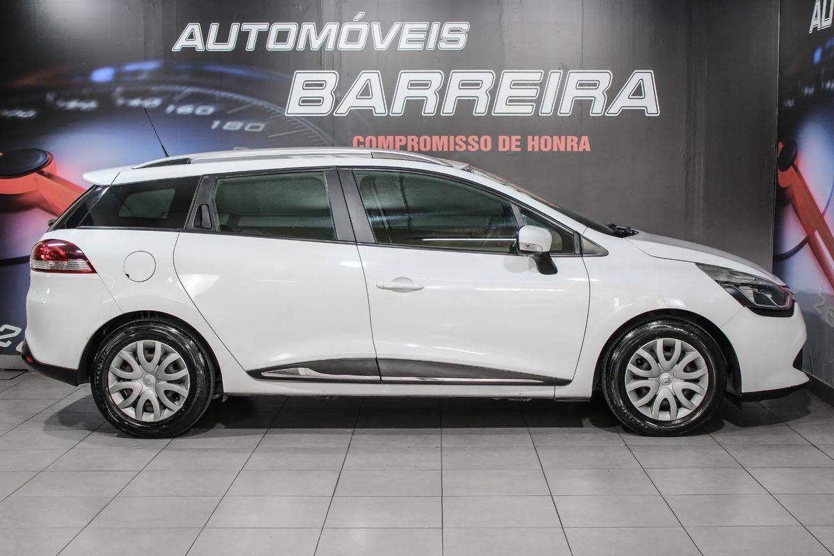 renault-clio-sport-tourer-2014-diesel-1461cc