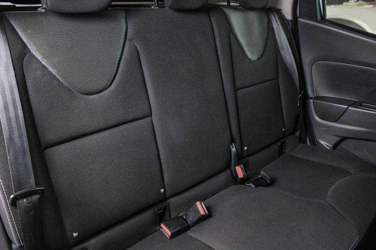 renault-clio-sport-tourer-2014-diesel-1461cc
