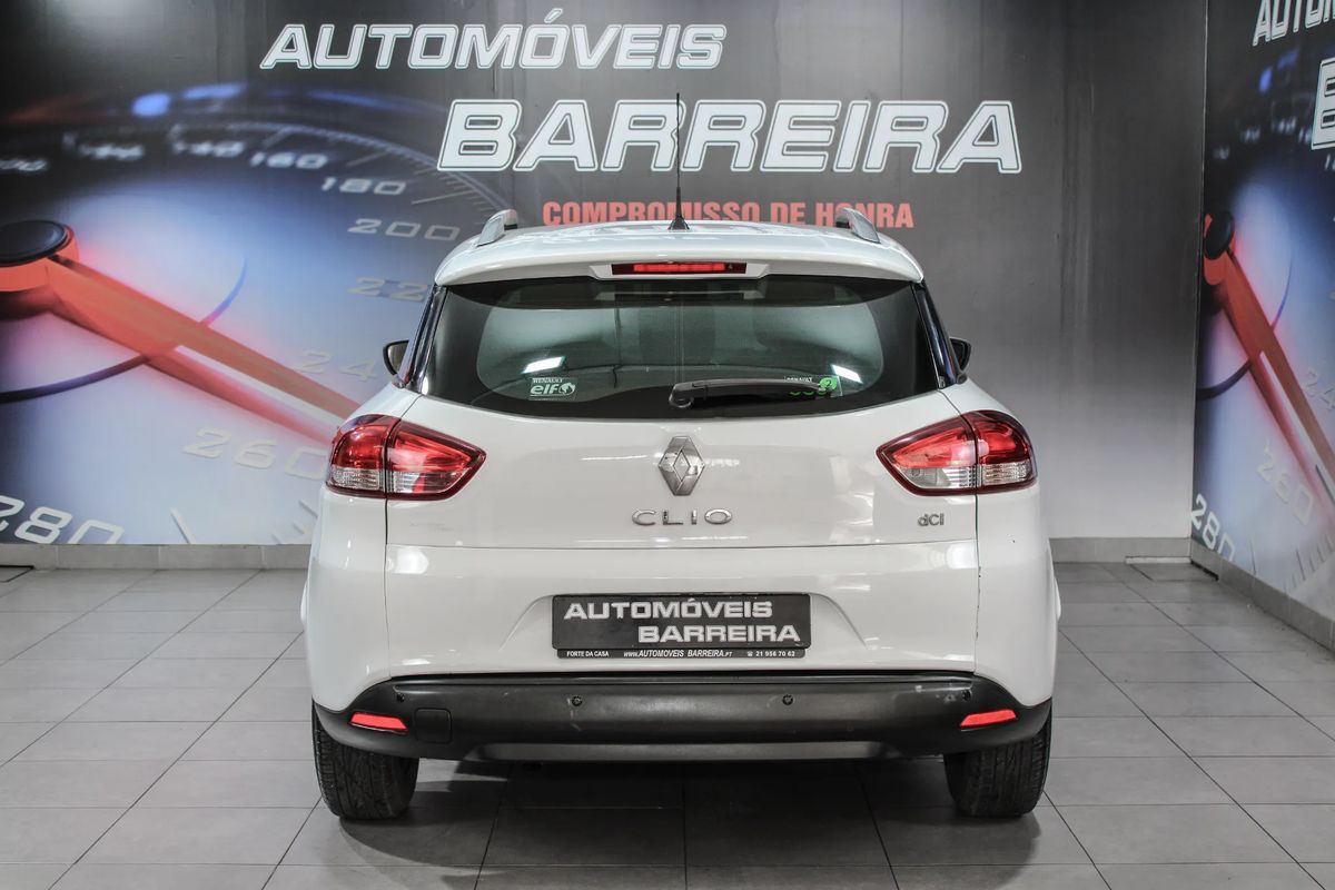 renault-clio-sport-tourer-2014-diesel-1461cc