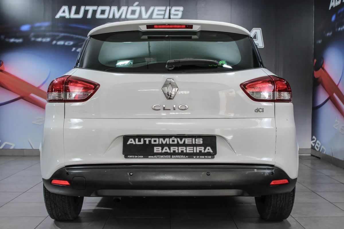 renault-clio-sport-tourer-2014-diesel-1461cc