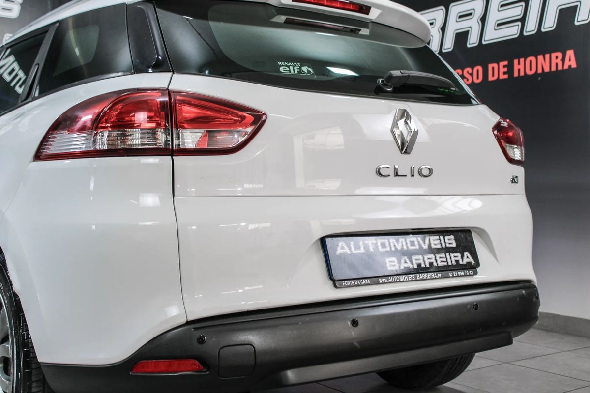 renault-clio-sport-tourer-2014-diesel-1461cc