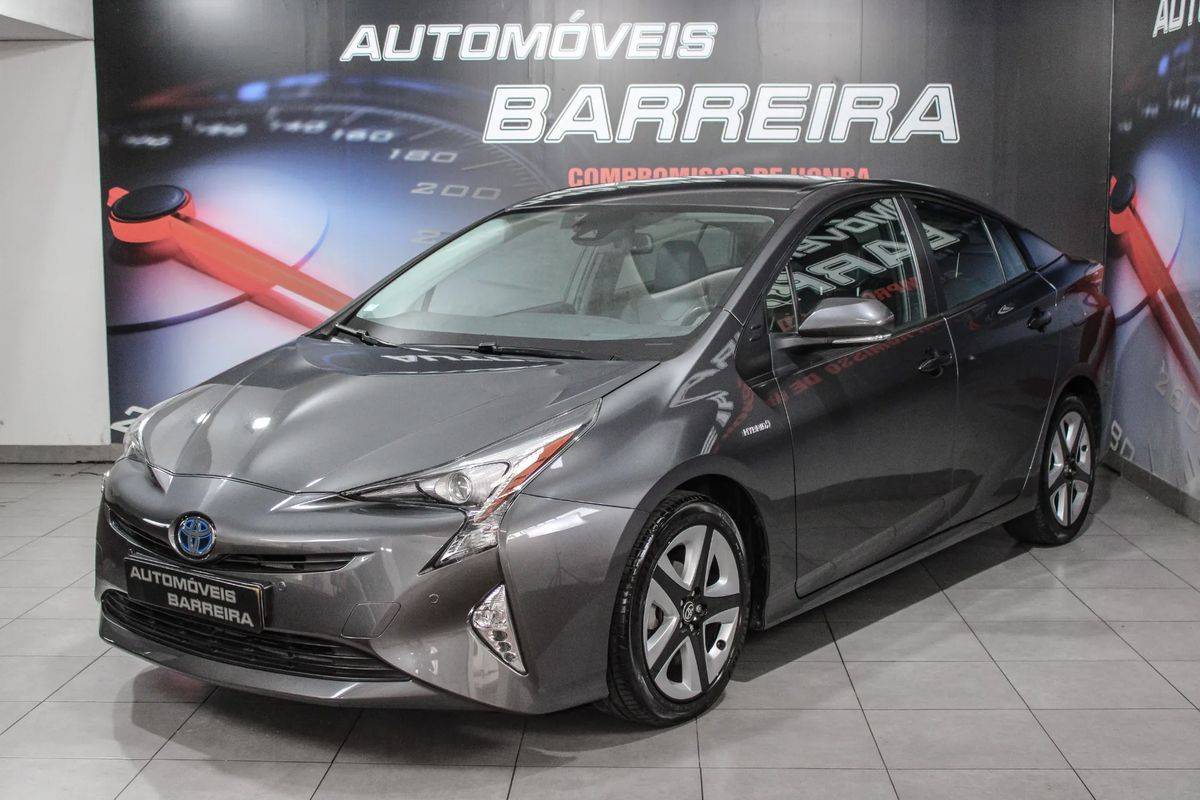 toyota-prius-2018-hibrido-a-gasolina-1798cc