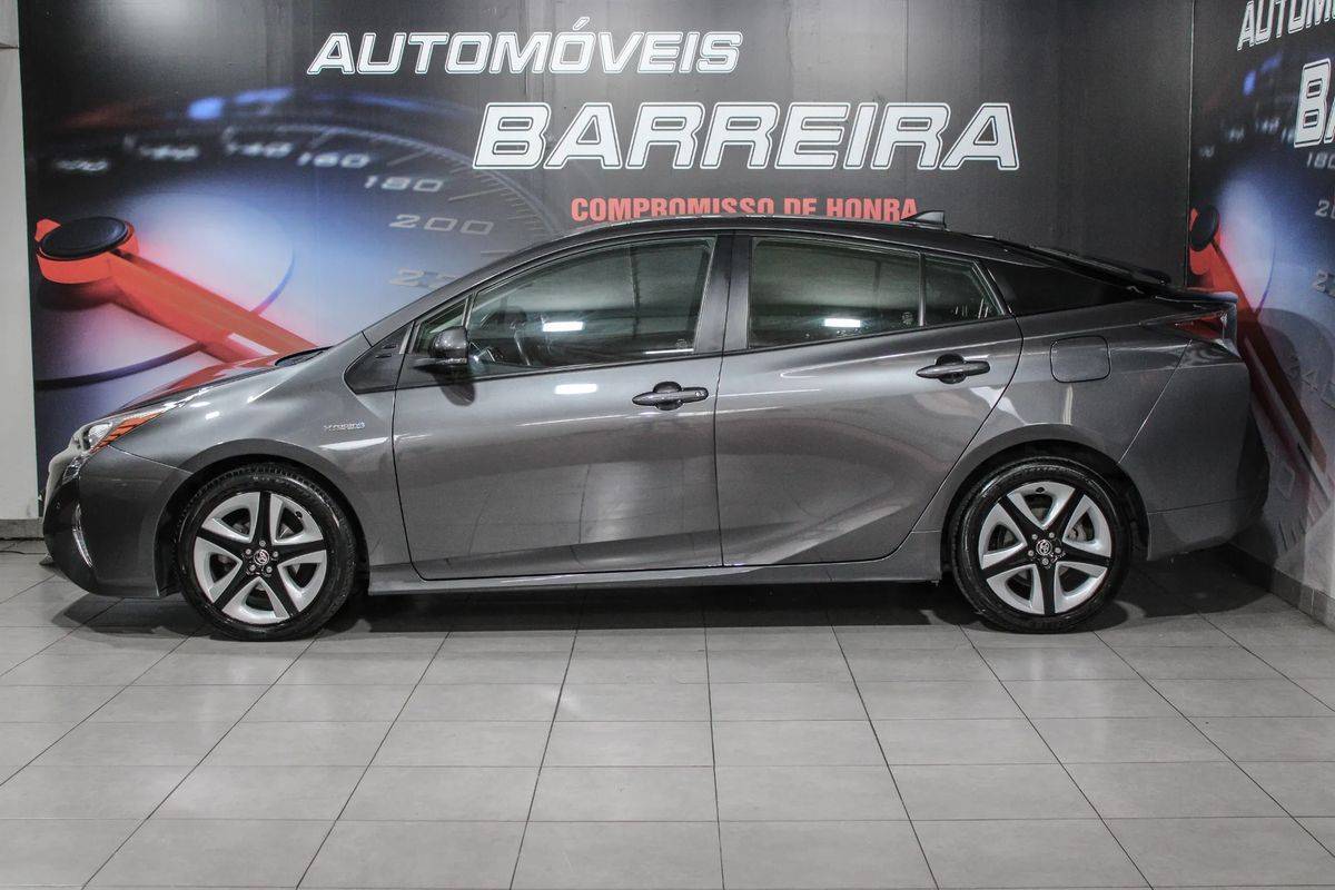 toyota-prius-2018-hibrido-a-gasolina-1798cc
