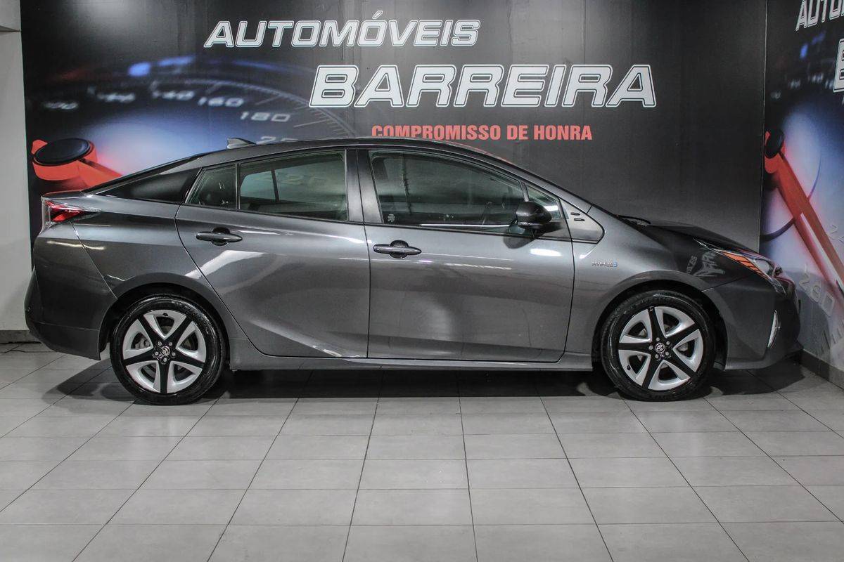 toyota-prius-2018-hibrido-a-gasolina-1798cc