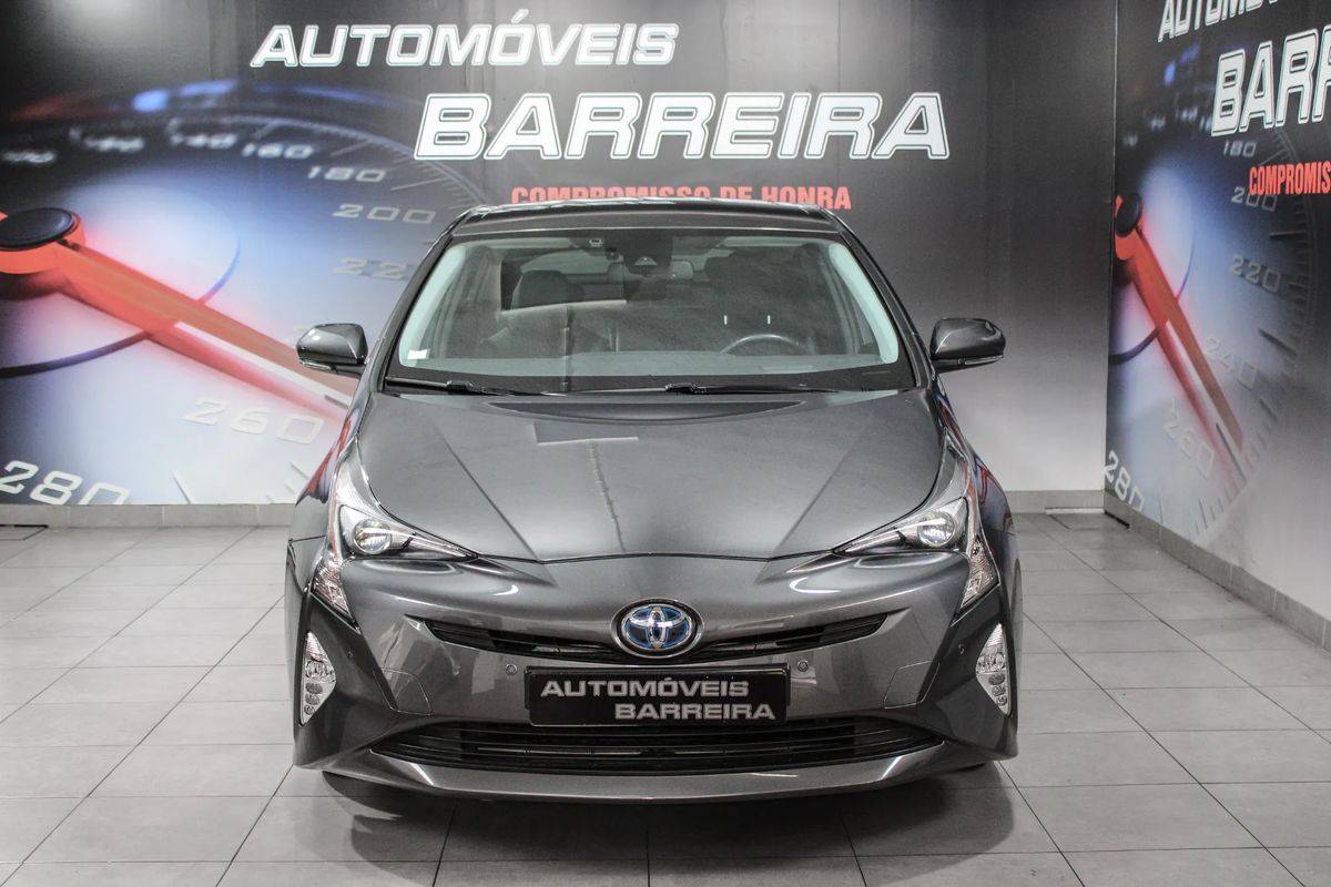toyota-prius-2018-hibrido-a-gasolina-1798cc