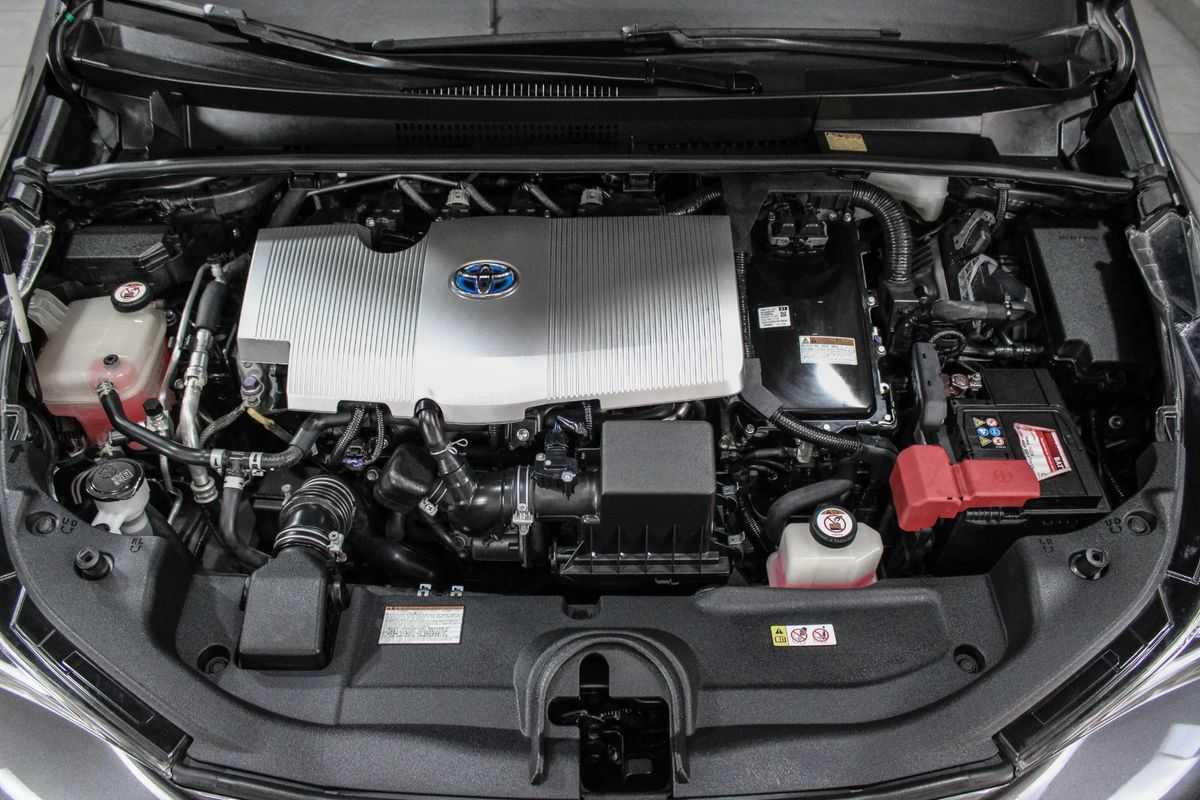 toyota-prius-2018-hibrido-a-gasolina-1798cc