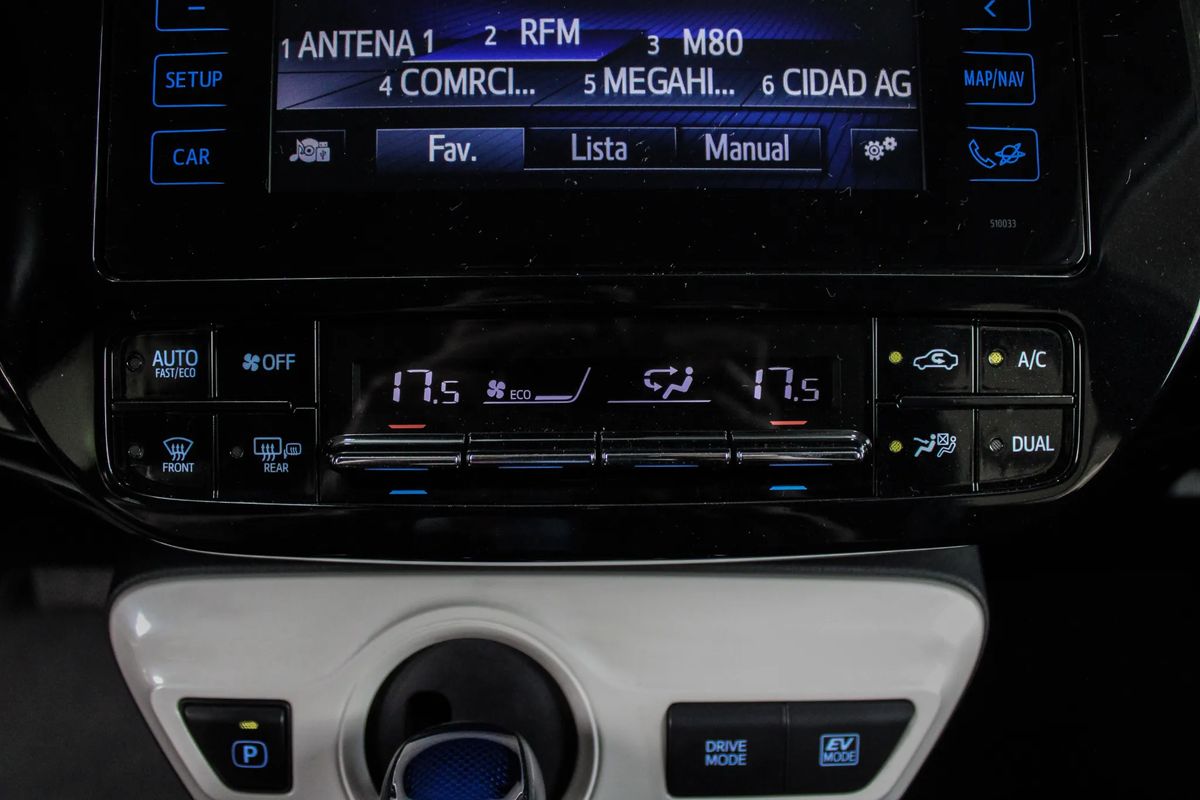 toyota-prius-2018-hibrido-a-gasolina-1798cc