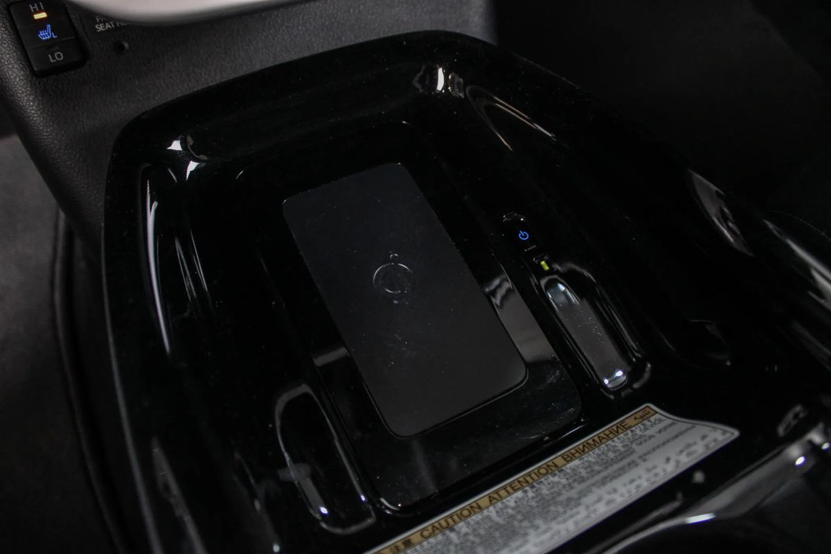toyota-prius-2018-hibrido-a-gasolina-1798cc
