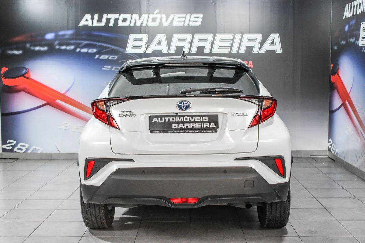 toyota-c-hr-2021-hibrido-a-gasolina-1798cc