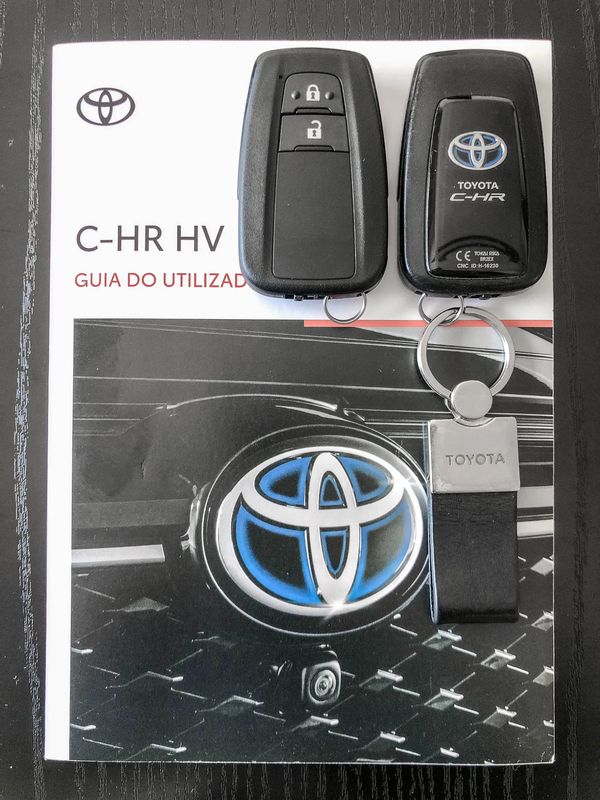 toyota-c-hr-2021-hibrido-a-gasolina-1798cc