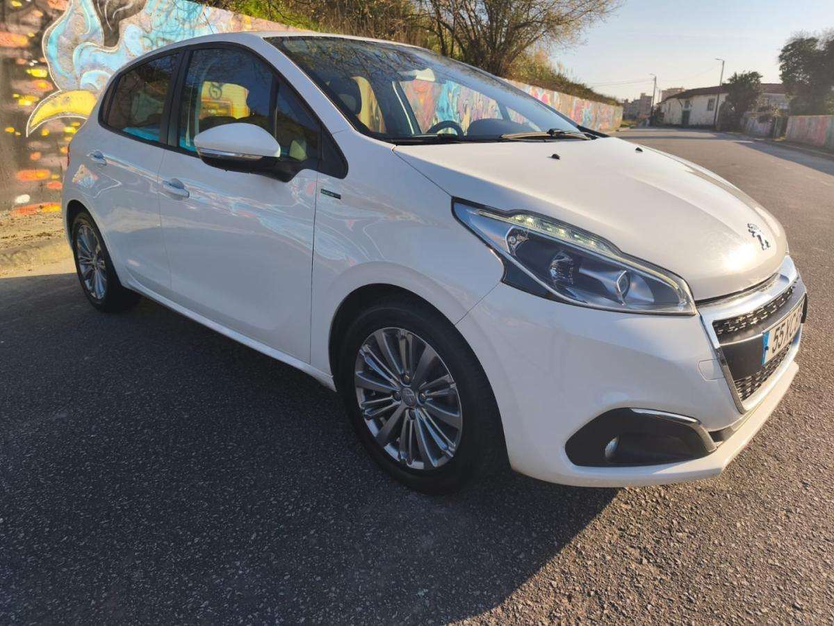 peugeot-208-2019-gasolina-1199cc